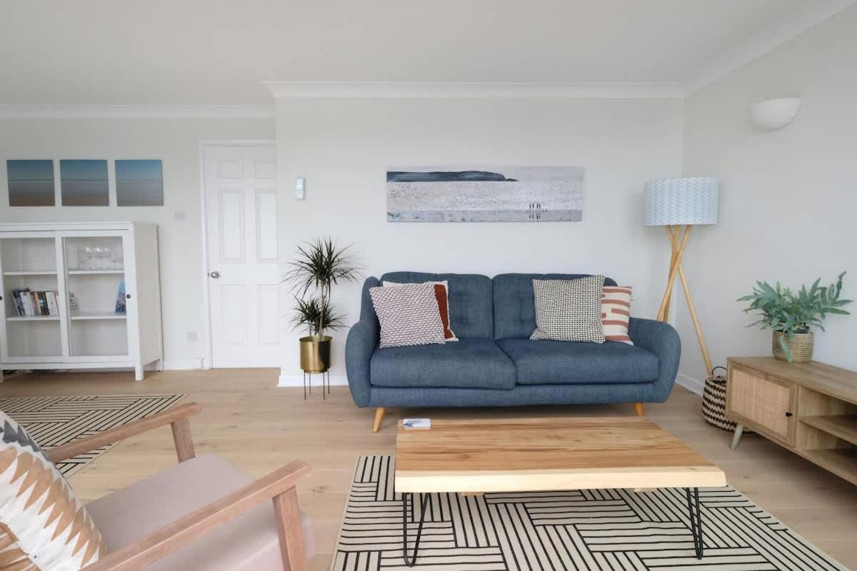 Spectacular Waterfront Views With Parking At 'Mariners Mirror' Apartment Falmouth Exterior photo